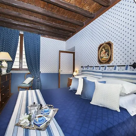 Spagna Blue Suites * روما